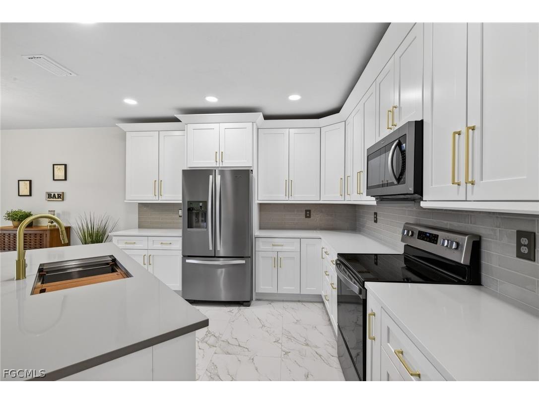 630 SW 11th Place Cape Coral FL 33991 2026007013 image11