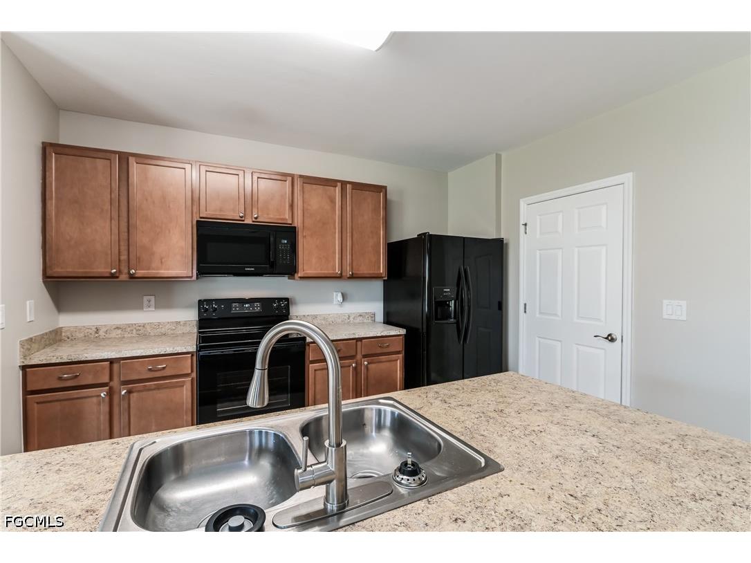630 SW 23rd Street Cape Coral FL 33991 2026021107 image7
