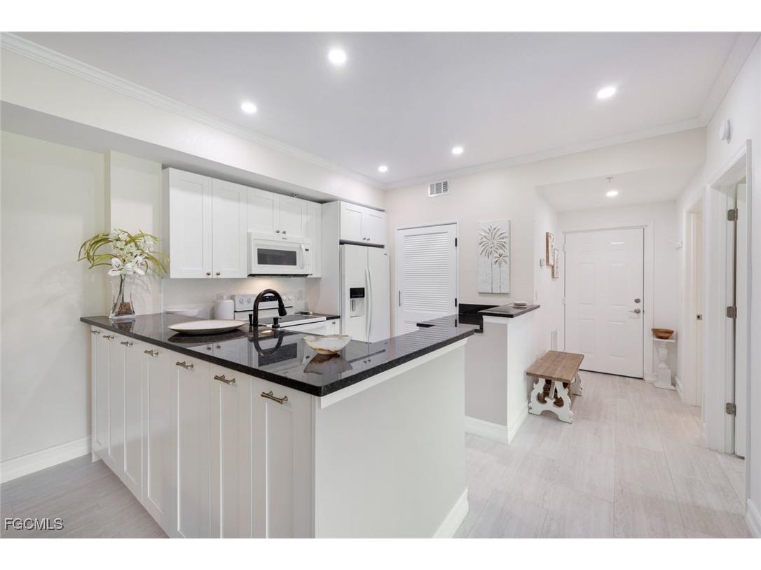 6300 Aragon Way #101 Fort Myers FL 33966 2026000220 image6