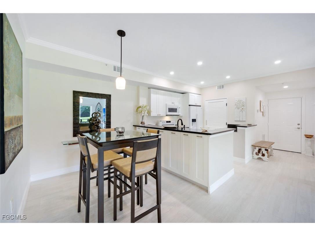 6300 Aragon Way #101 Fort Myers FL 33966 2026000220 image8