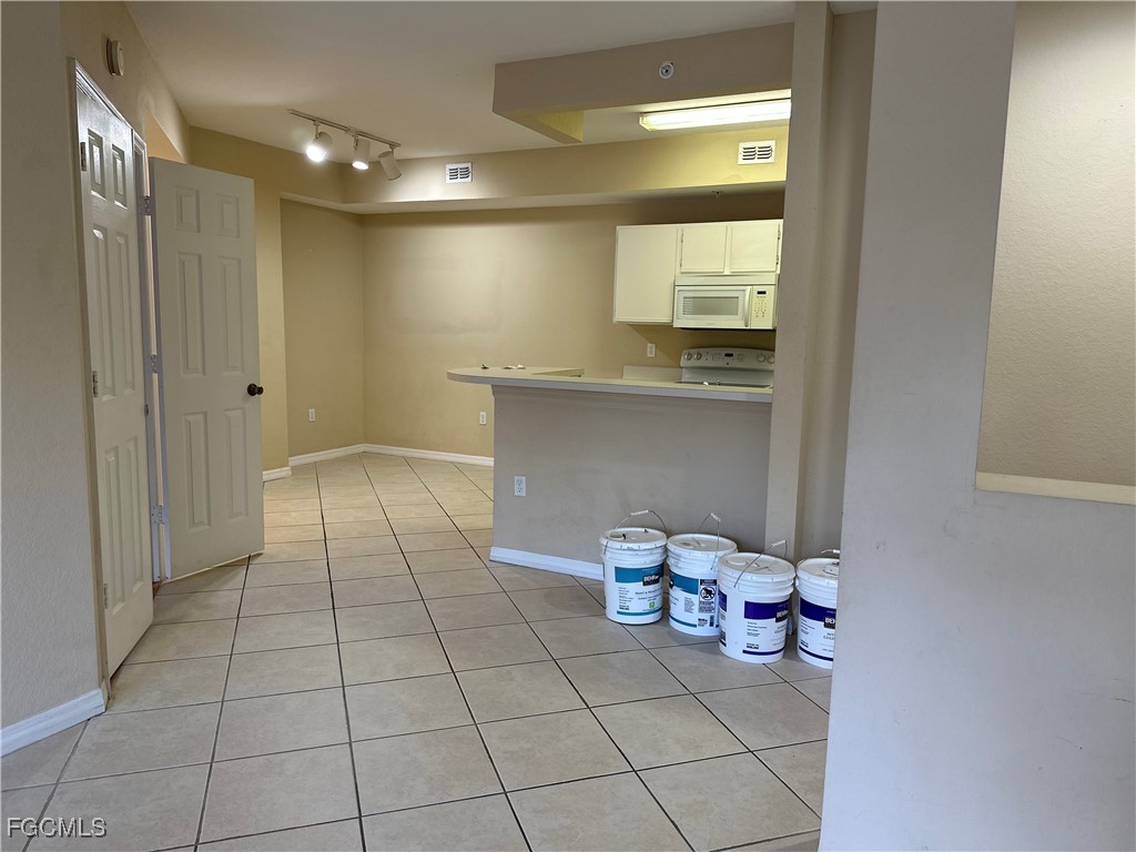 6300 Aragon Way #105 Fort Myers FL 33966 2025012141 image9