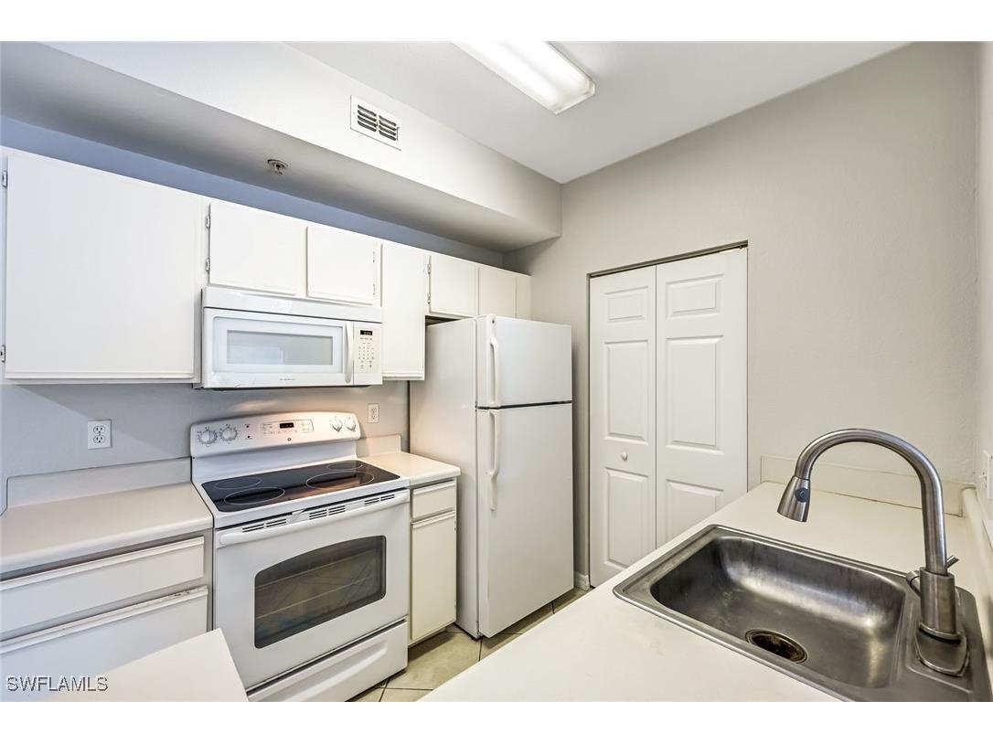 6300 Aragon Way #105 Fort Myers FL 33966 225067152 image14
