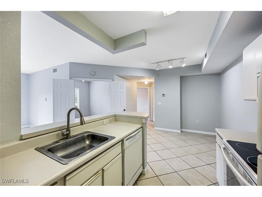 6300 Aragon Way #105 Fort Myers FL 33966 225067152 image9