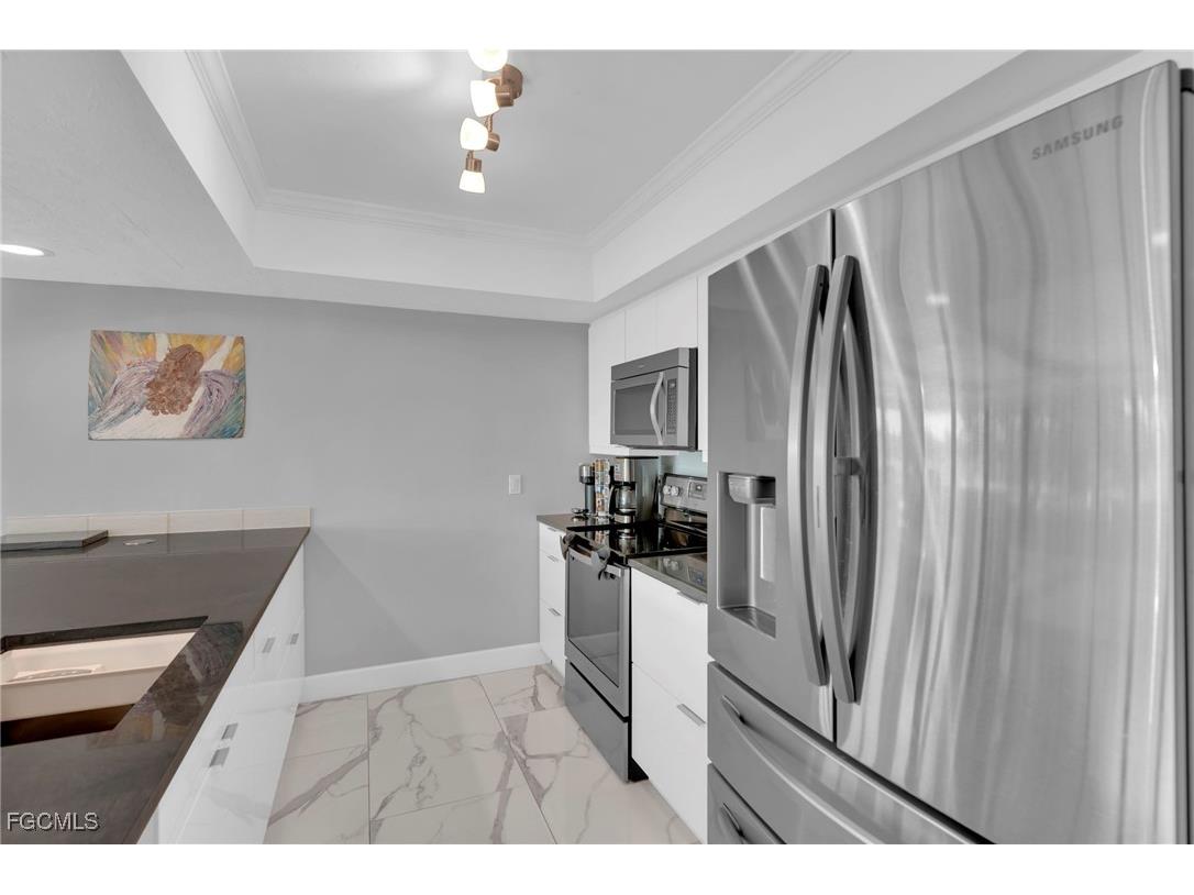 6300 Cougar Run #302 Fort Myers FL 33908 2025015478 image15