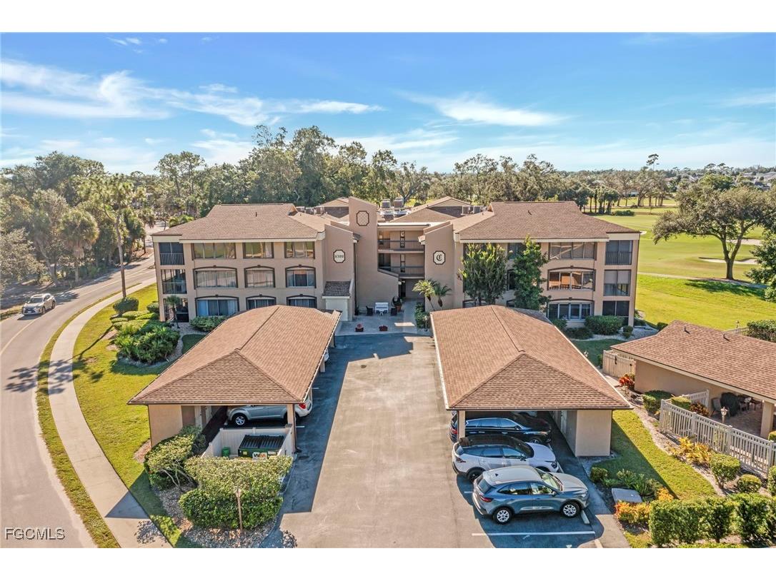 6300 Cougar Run #302 Fort Myers FL 33908 2025015478 image2