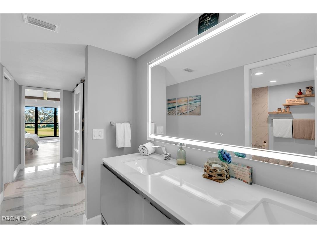 6300 Cougar Run #302 Fort Myers FL 33908 2025015478 image22