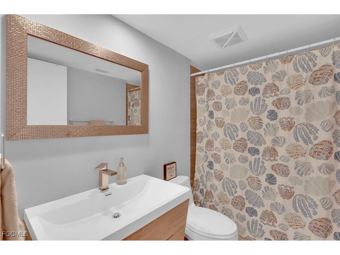 6300 Cougar Run #302 Fort Myers FL 33908 2025015478 image26