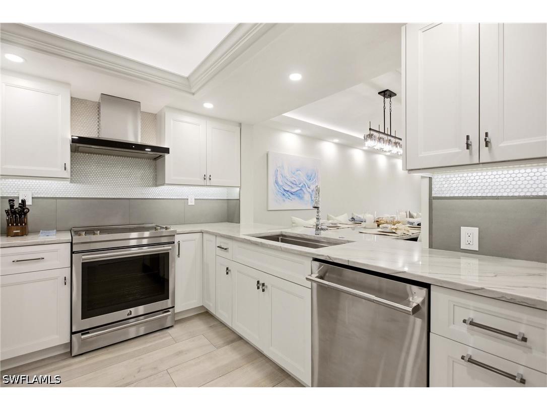 6300 Pelican Bay Boulevard #103 Naples FL 34108 226024874 image11