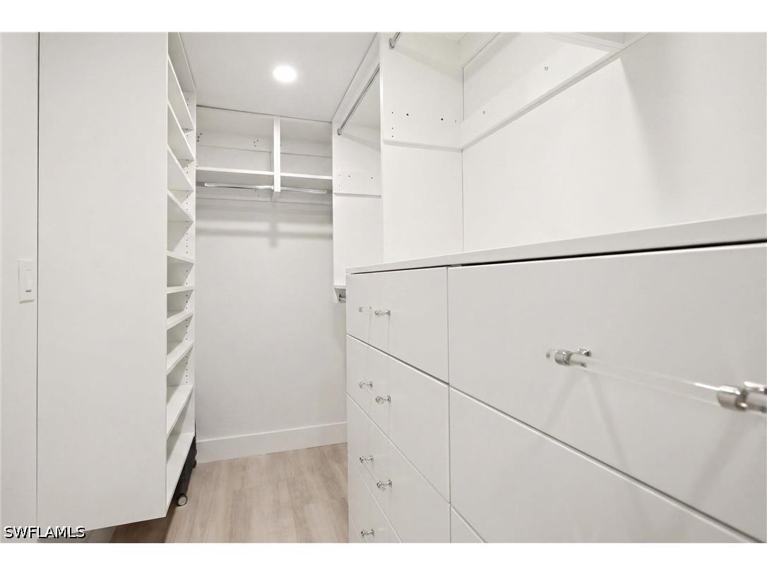 6300 Pelican Bay Boulevard #103 Naples FL 34108 226024874 image24