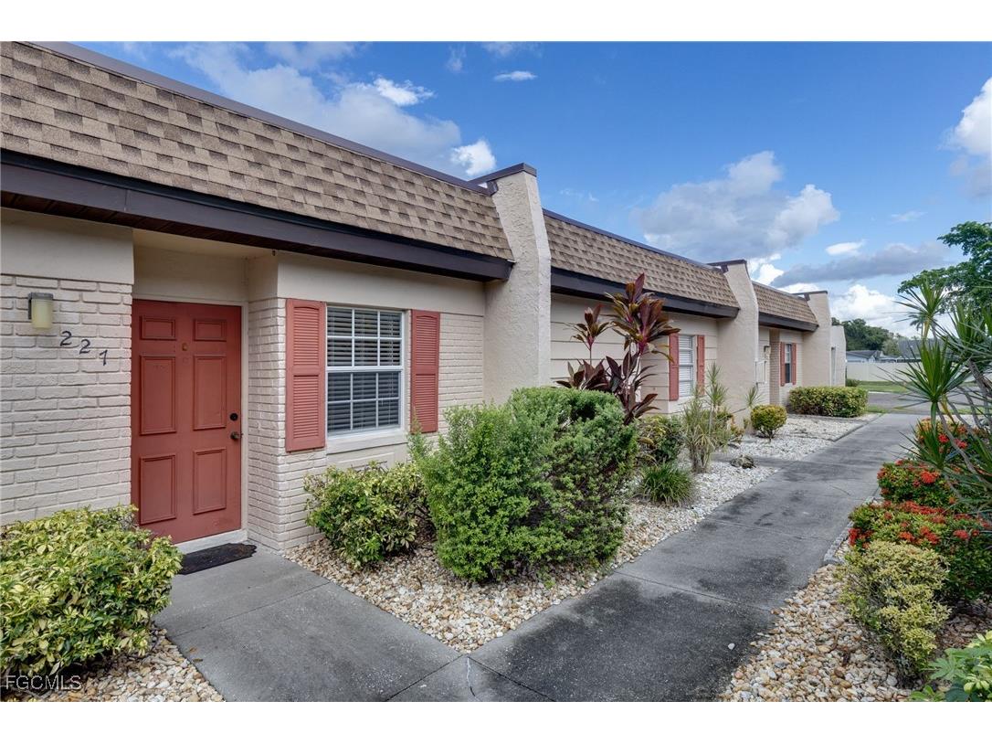 6300 S Pointe Boulevard #227 Fort Myers FL 33919 2025006236 image1