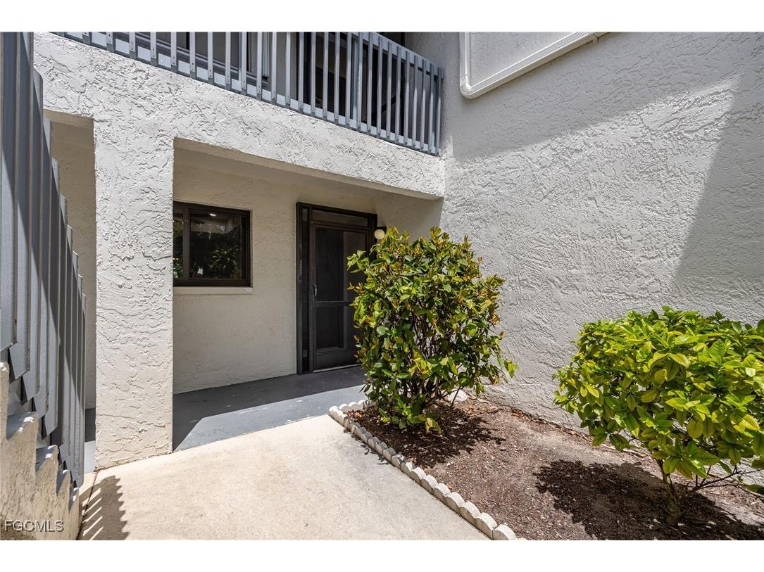 6300 Sugar Bush Lane #C Fort Myers FL 33908 2025004125 image4