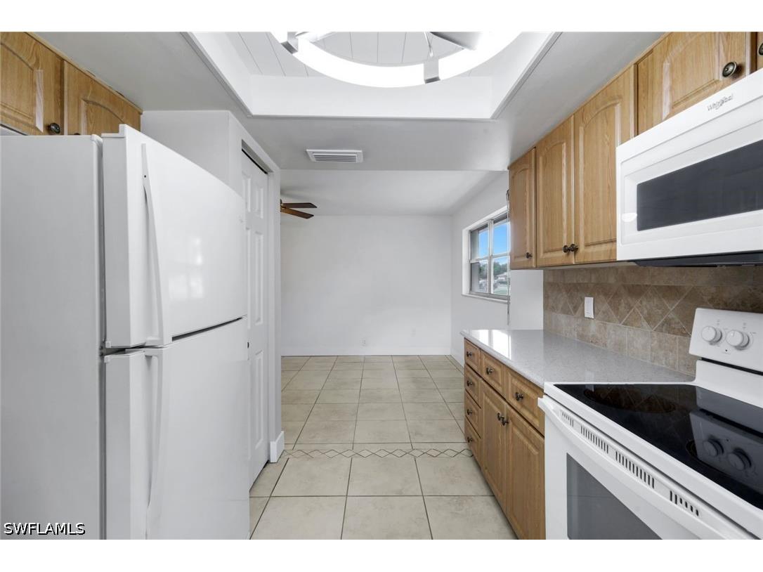 6302 Hofstra Court W Fort Myers FL 33919 226018801 image11