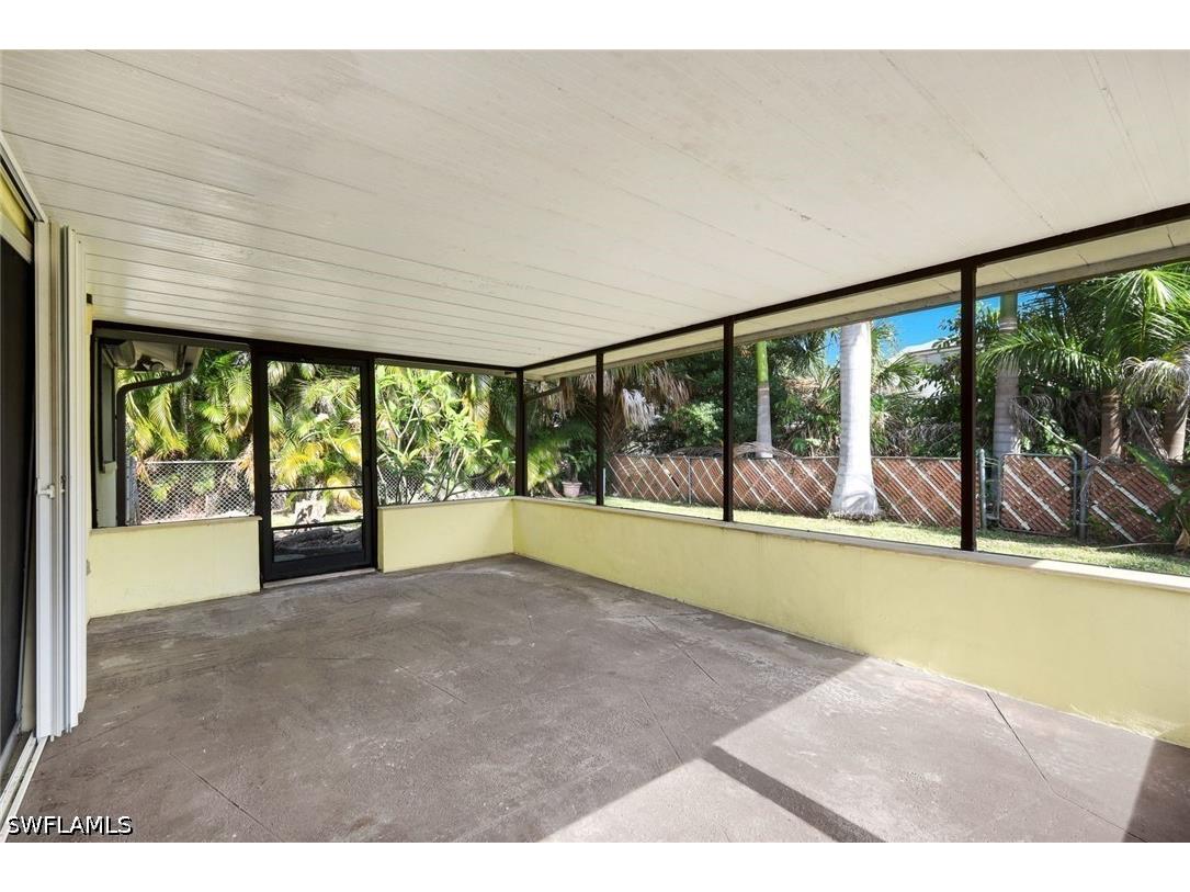 6302 Hofstra Court W Fort Myers FL 33919 226018801 image25
