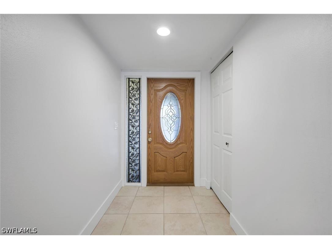 6302 Hofstra Court W Fort Myers FL 33919 226018801 image3