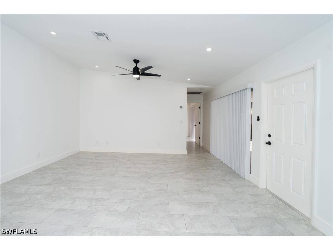 6306 Royal Woods Drive Fort Myers FL 33908 226021282 image5