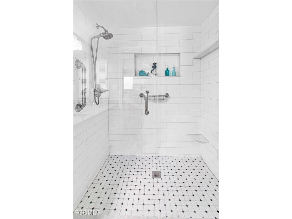 6308 Sugar Bush Lane #E Fort Myers FL 33908 2025018853 image21