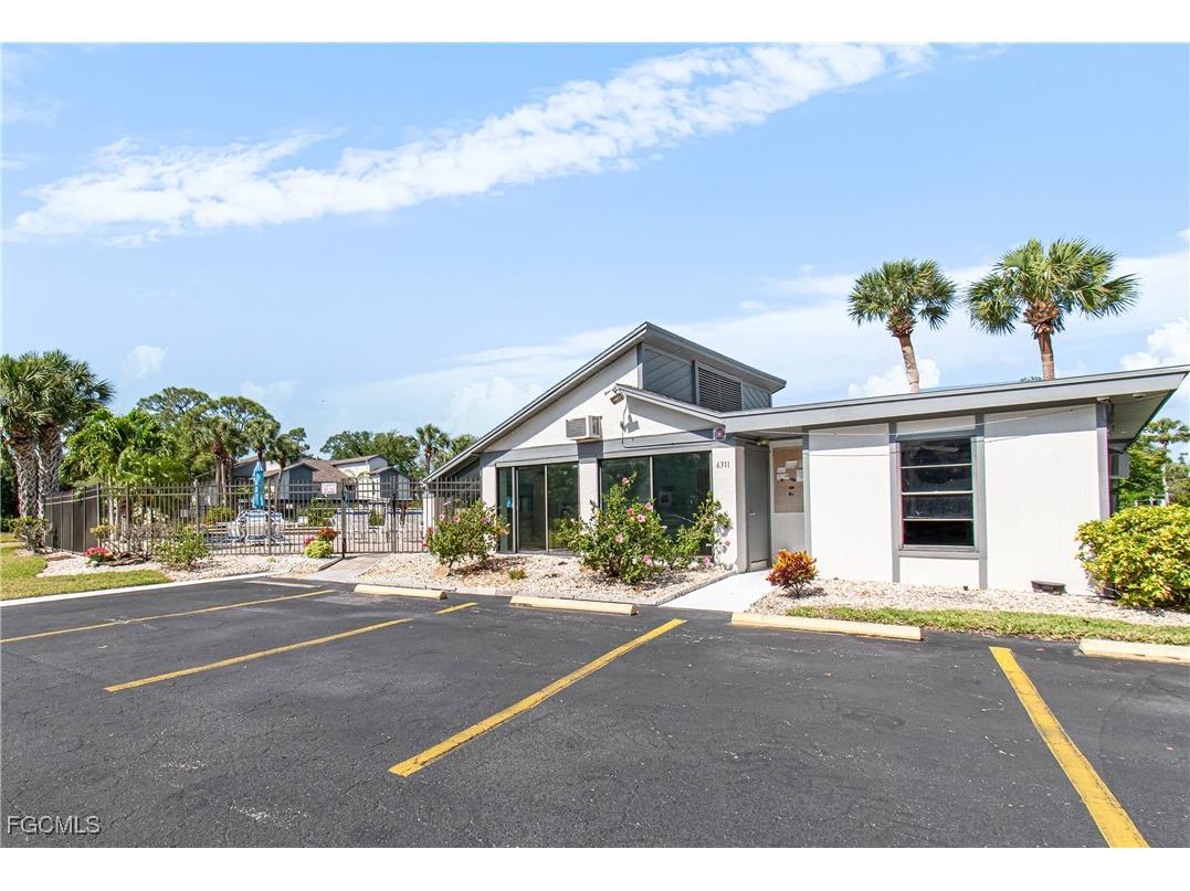 6308 Sugar Bush Lane #E Fort Myers FL 33908 2025018853 image32