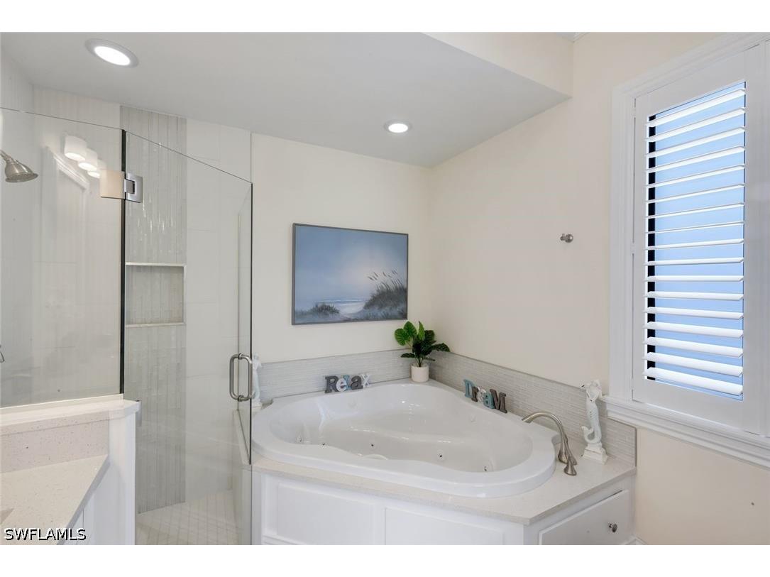 631 100th Avenue N Naples FL 34108 226017285 image12