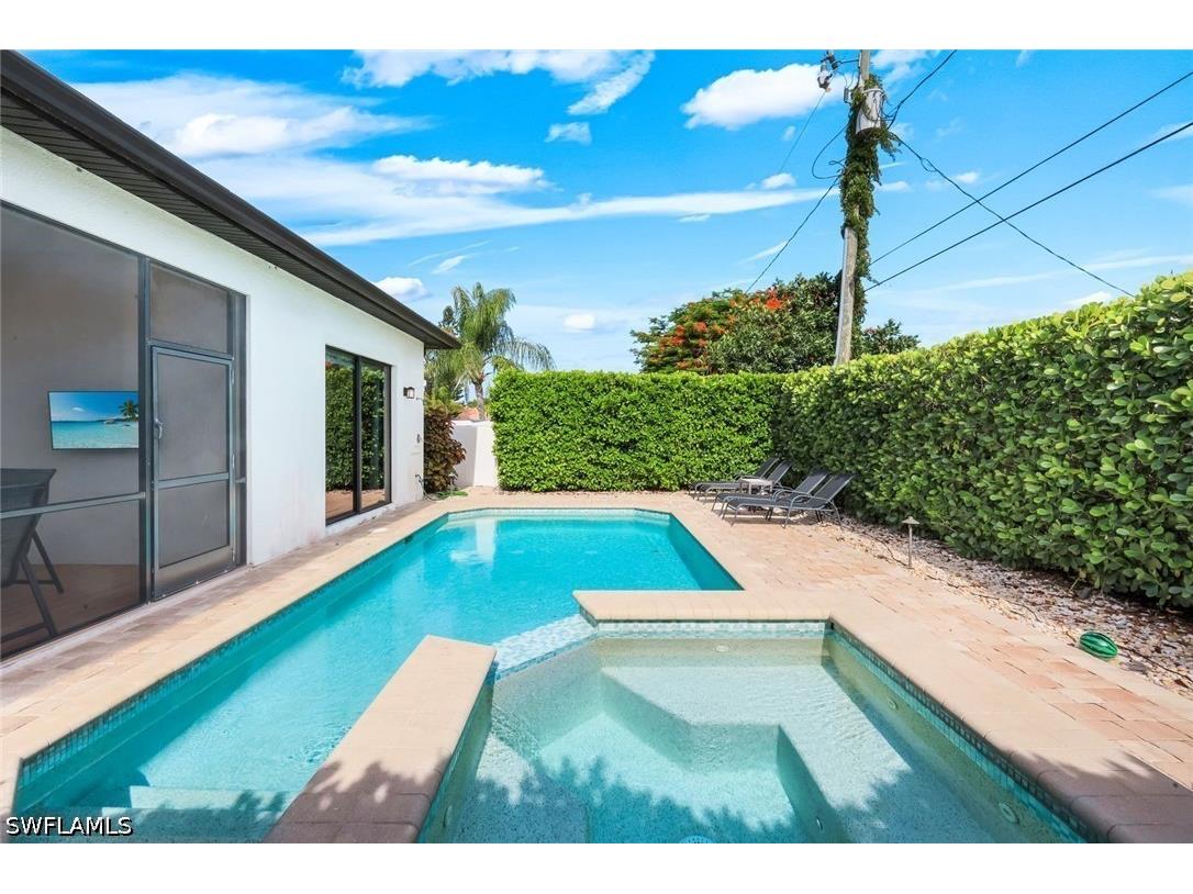 631 100th Avenue N Naples FL 34108 226017285 image20