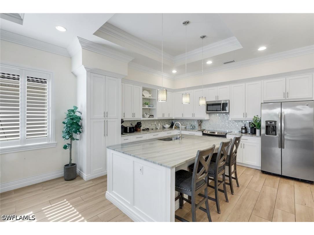631 100th Avenue N Naples FL 34108 226017285 image3