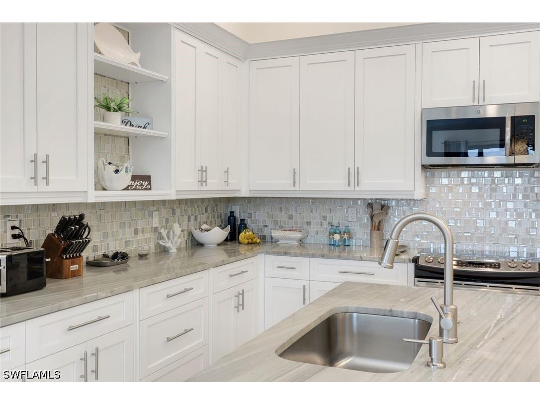 631 100th Avenue N Naples FL 34108 226017285 image4