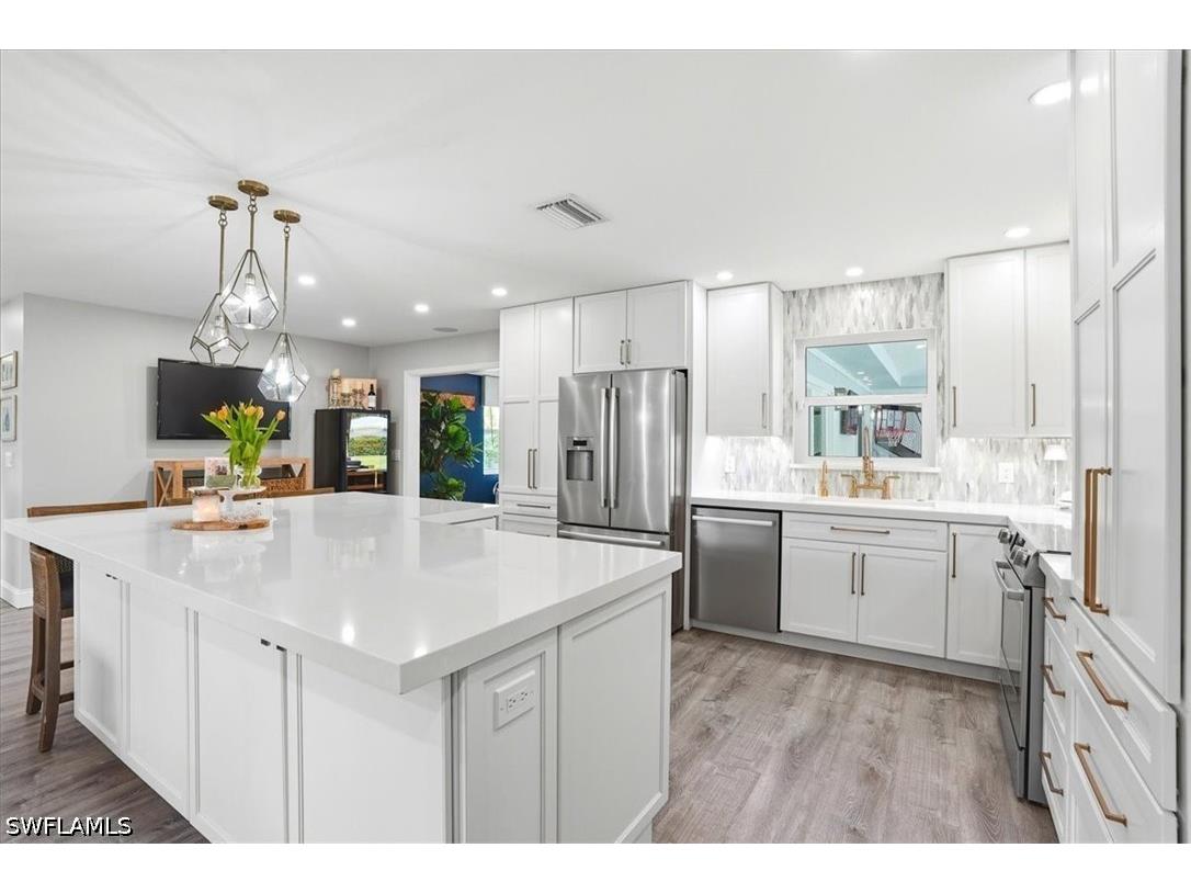 631 5th Street SW Naples FL 34117 226015575 image2