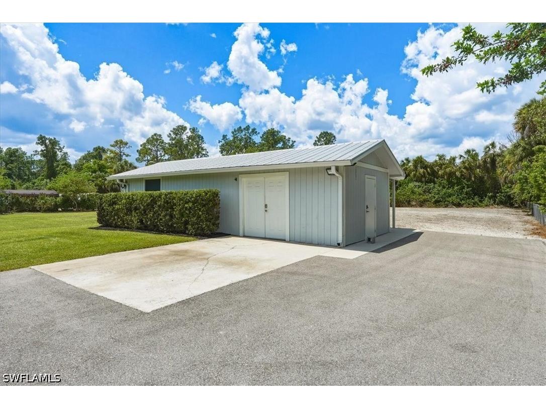 631 5th Street SW Naples FL 34117 226015575 image42