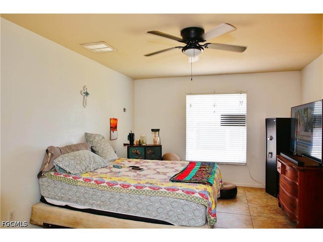 631/633 SE Van Loon Terrace Cape Coral FL 33990 2026022627 image25