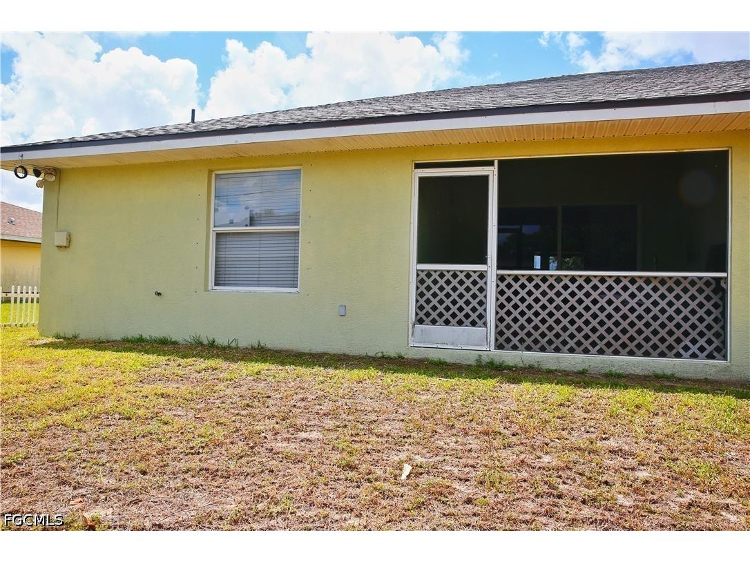 631/633 SE Van Loon Terrace Cape Coral FL 33990 2026022627 image39