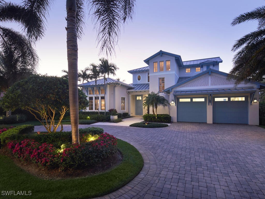 631 Broad Court N Naples FL 34102 224097135 image1