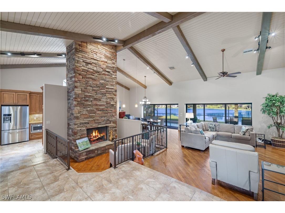 631 Jacana Circle #33 Naples FL 34105 224028374 image1