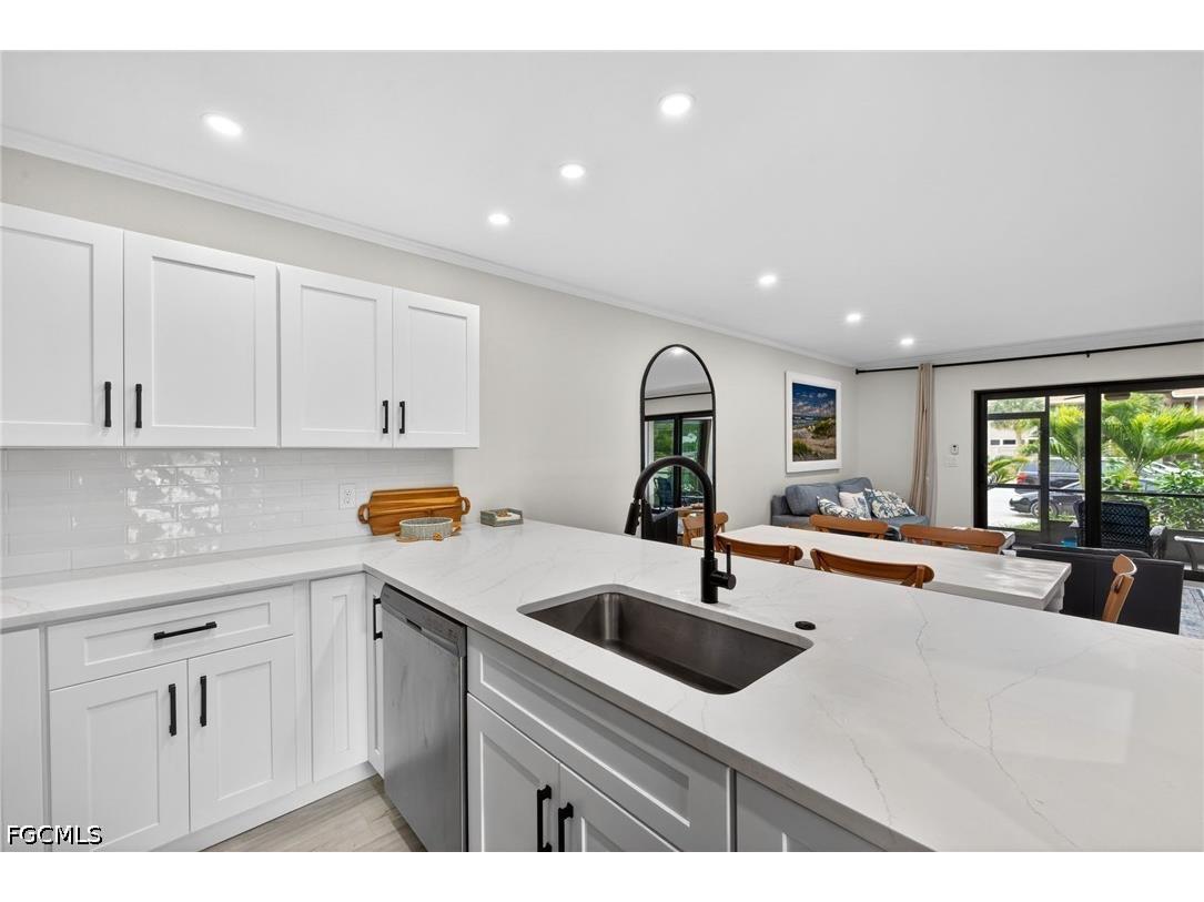 631 Nerita Street #A-5 Sanibel FL 33957 2026015184 image6