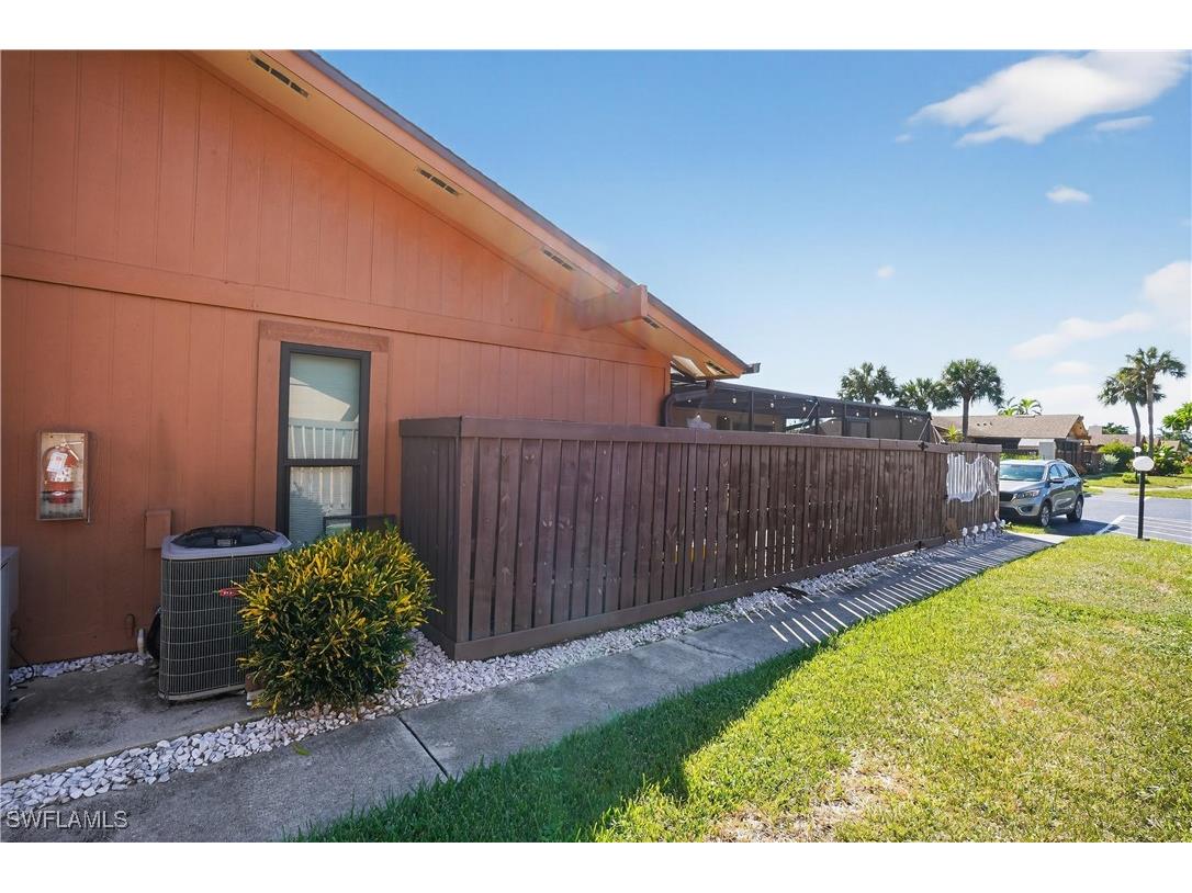 6310 Royal Woods Drive Fort Myers FL 33908 225076155 image21