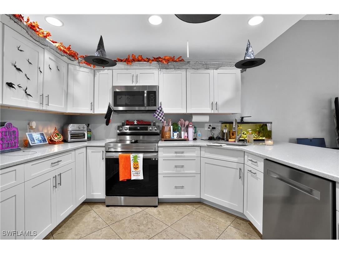 6310 Royal Woods Drive Fort Myers FL 33908 225076155 image5