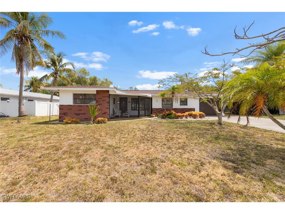 6312 Saint Andrews Circle S Fort Myers FL 33919 225040857 image1