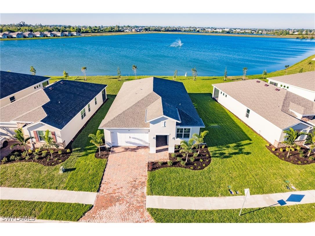 632 Parkshore Lake Avenue Cape Coral FL 33993 224042727 image1