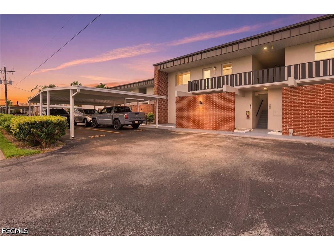 632 Victoria Drive #103 Cape Coral FL 33904 2026030847 image2