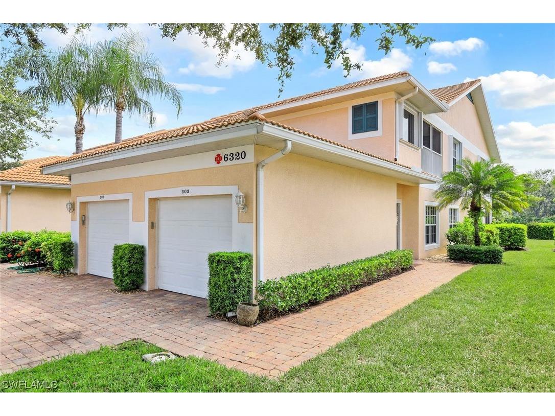 6320 Lexington Court #202 Naples FL 34110 223054056 image1