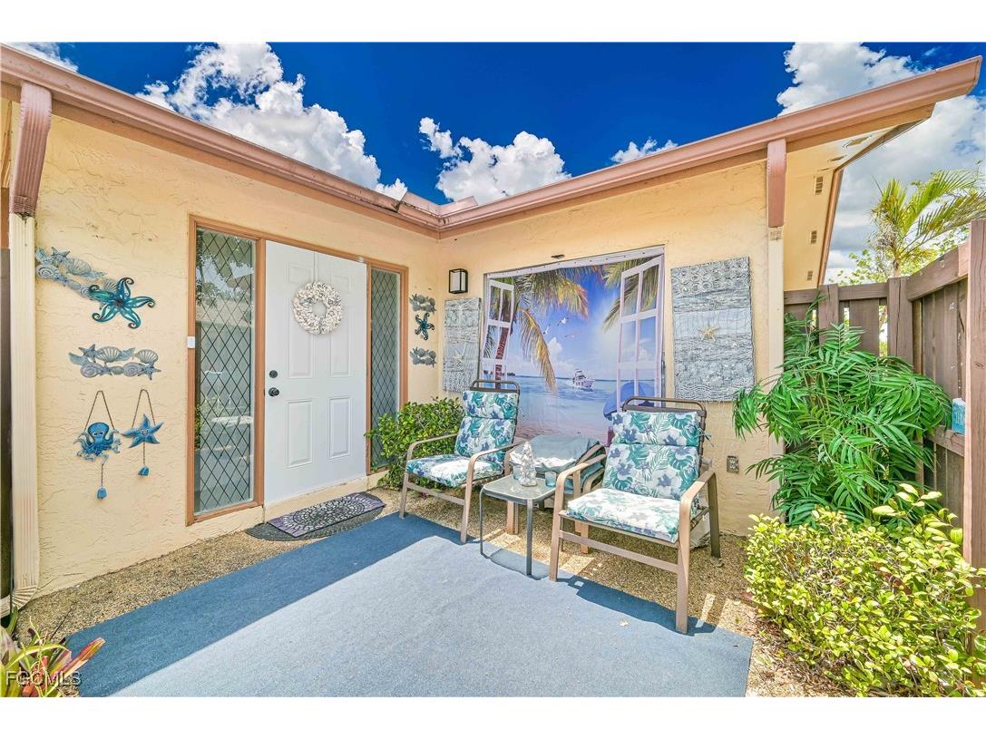 6320 Royal Woods Drive Fort Myers FL 33908 2025020881 image10