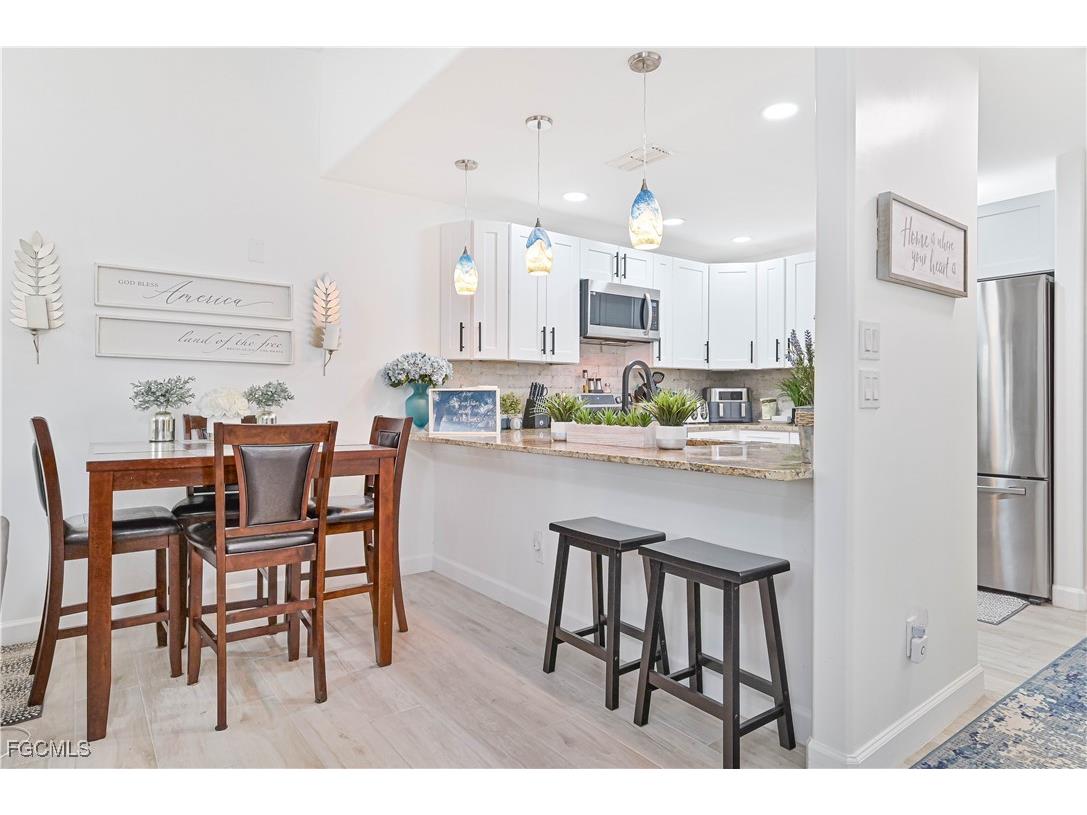 6320 Royal Woods Drive Fort Myers FL 33908 2025020881 image4