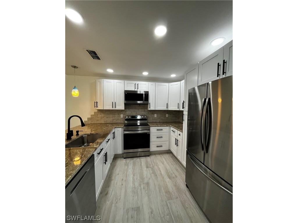 6320 Royal Woods Drive Fort Myers FL 33908 223050762 image1