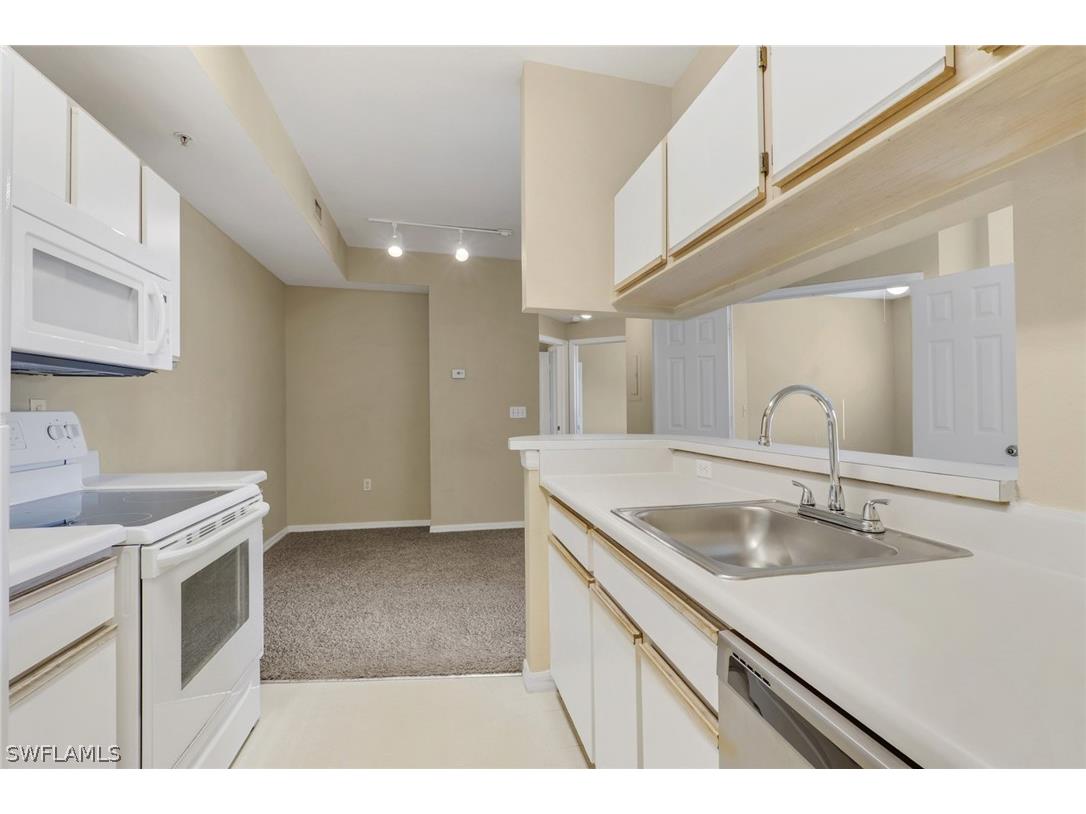 6321 Aragon Way #206 Fort Myers FL 33966 226006227 image11