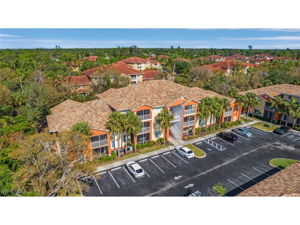 6321 Aragon Way #303 Fort Myers FL 33966 225005435 image1