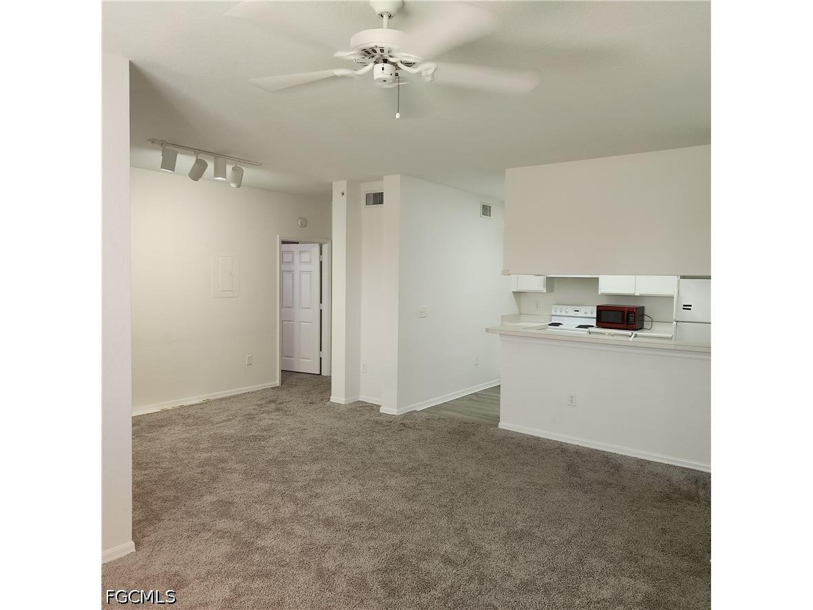 6321 Aragon Way #304 Fort Myers FL 33966 2026024280 image5