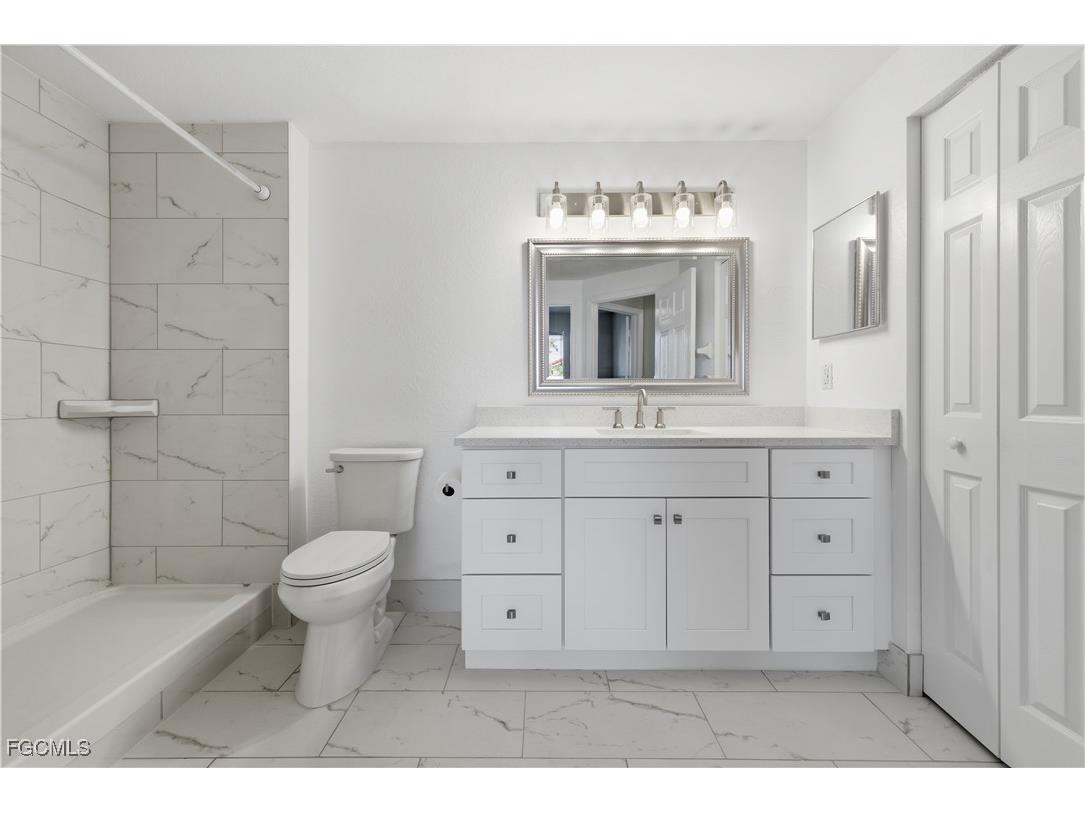 6321 Aragon Way #305 Fort Myers FL 33966 2025016899 image16