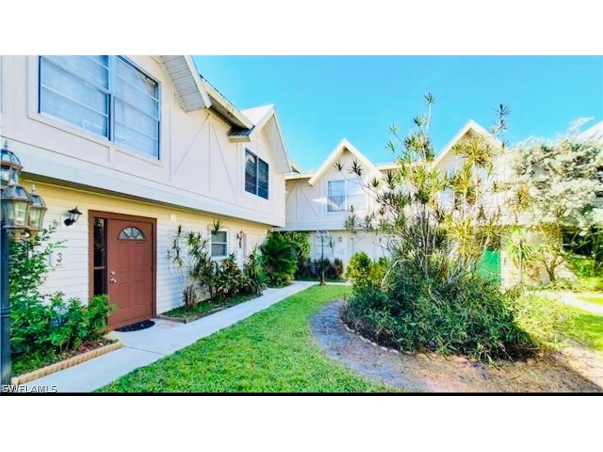 6324 Panther Lane #6 Fort Myers FL 33919 224030166 image1