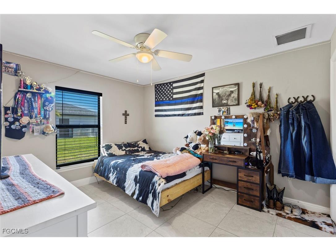 633 Carrillon Avenue S Lehigh Acres FL 33974 2026004518 image18