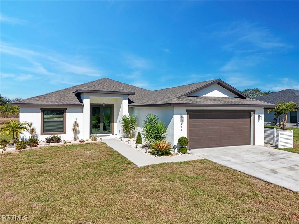 633 Carrillon Avenue S Lehigh Acres FL 33974 2026004518 image2