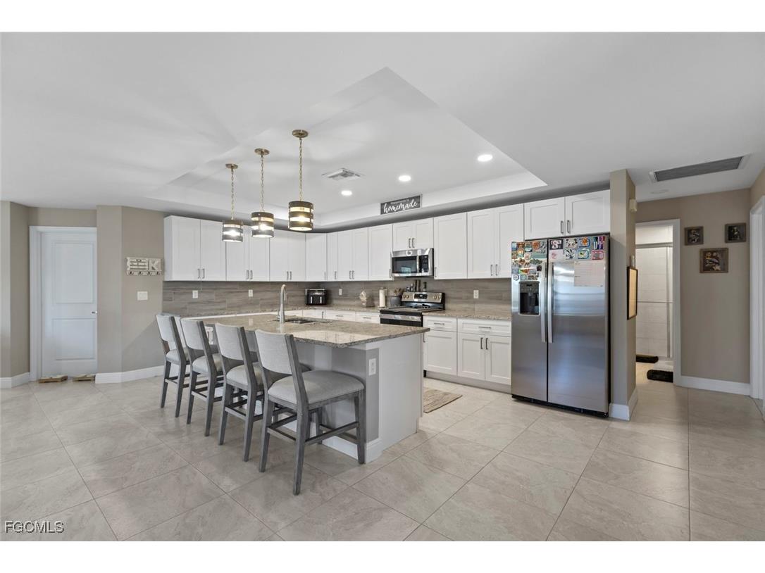633 Carrillon Avenue S Lehigh Acres FL 33974 2026004518 image4
