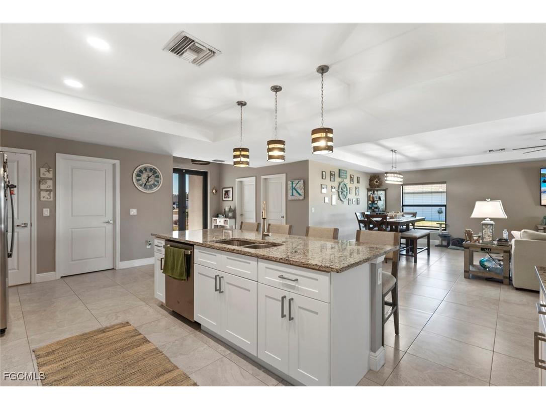 633 Carrillon Avenue S Lehigh Acres FL 33974 2026004518 image6